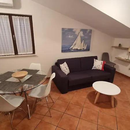 Apartment Felix 1 *